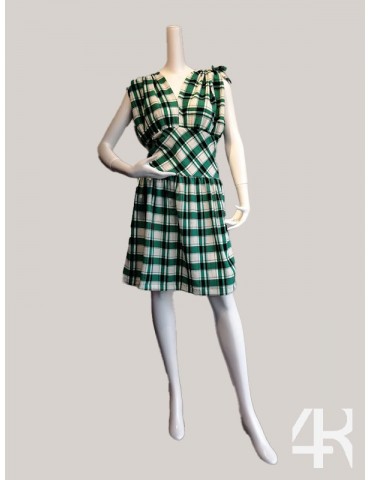 V neck sleeveless knee length dress