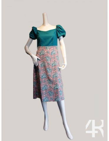 Square neck two color below knee length dress with puff sleeve  